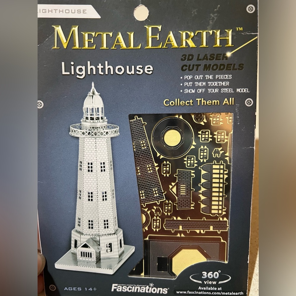 Metal Earth- Lighthouse, New in package 3D Laser Cut Model, Age-14+